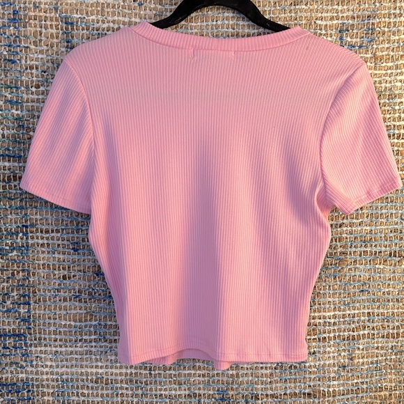Love J pink Crop Top - Picture 2 of 4
